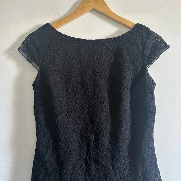 Lilly Pulitzer Black Lace Overlay Jeanette Mini Dress size 2 EUC - Picture 6 of 11